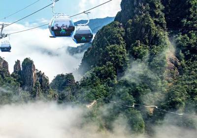 莽山五指峰漫游指南：踏云尋峰，探秘南嶺秘境